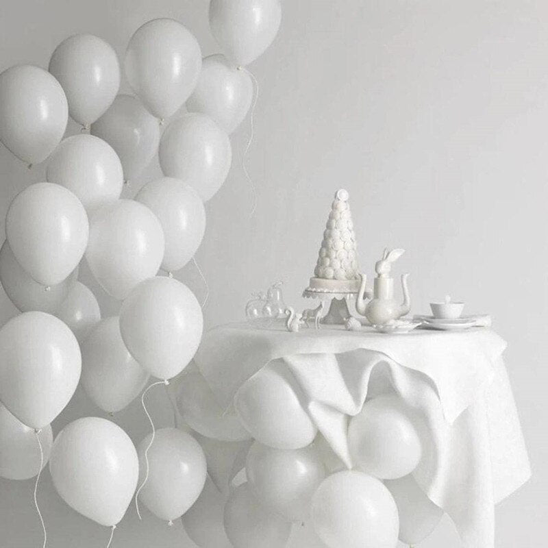 Matné čisto biele balóny