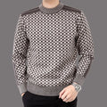 Pánsky sveter so šachovnicovým vzorom
