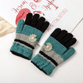 Dievčenské zimné rukavice s kvetinkou