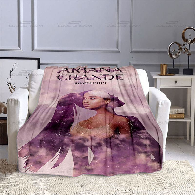 Tenká deka Ariana Grande