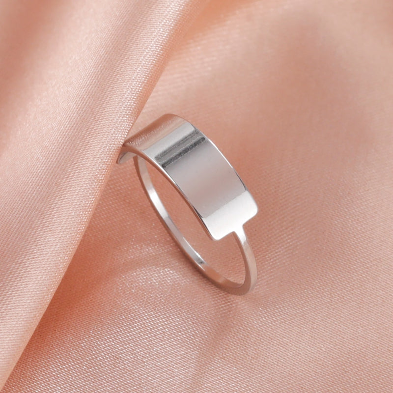 Dámsky minimalistický prsteň