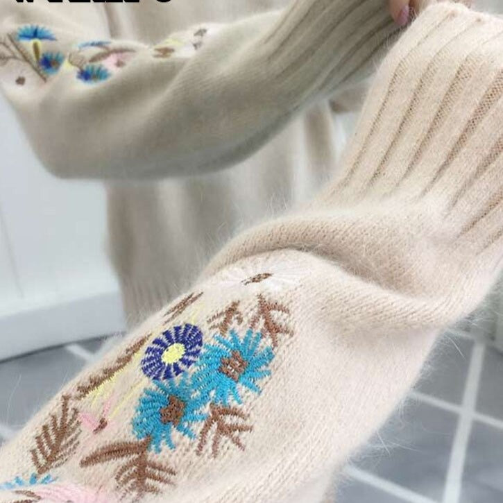 Dámske pletené svetre kvetinové výšivky