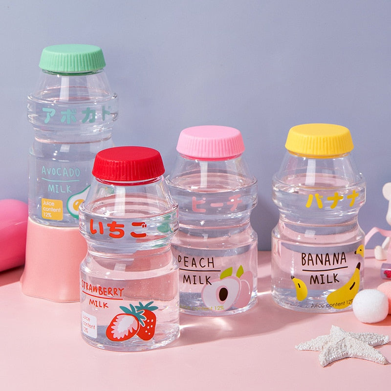 Jogurtová plastová fľaša na vodu s popruhom