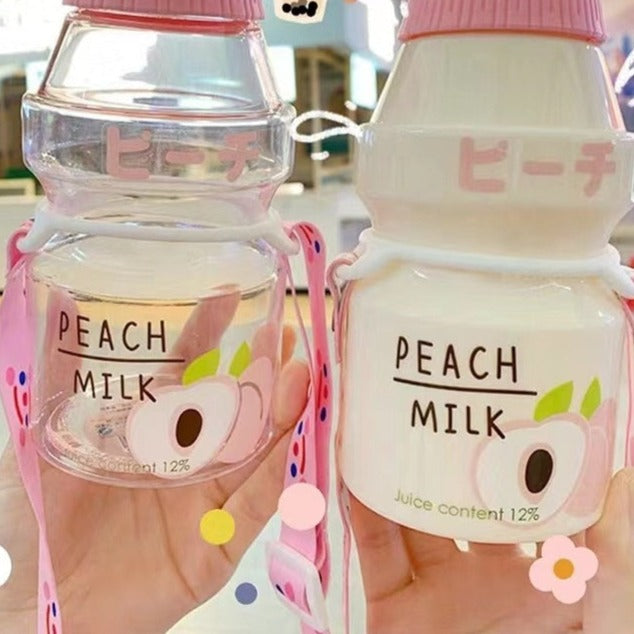 Jogurtová plastová roztomilá fľaša na vodu s popruhmi