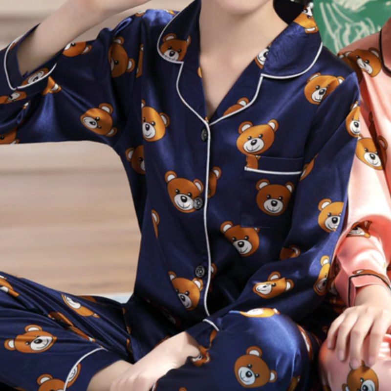 Detské saténové pyžamo s potlačou