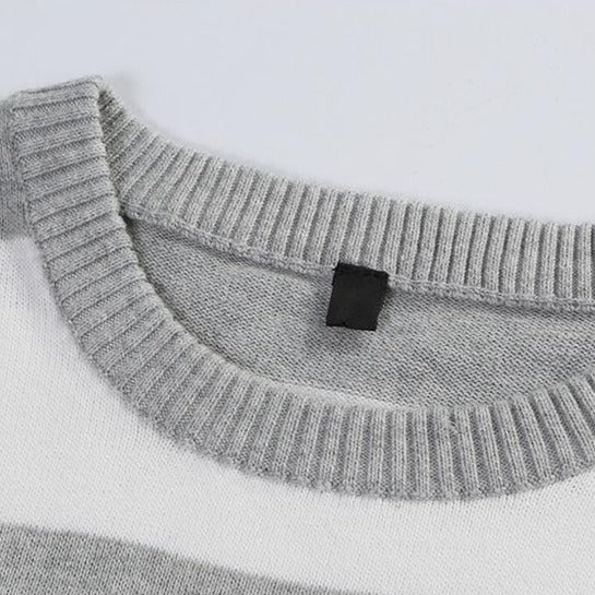Pánsky pletený sveter s pásikmi