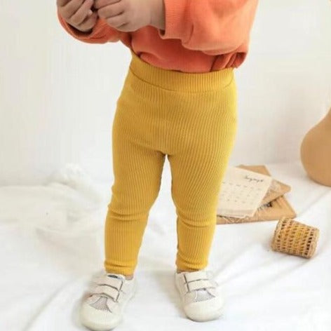 Detské legínové nohavice s rebrovým vzorom