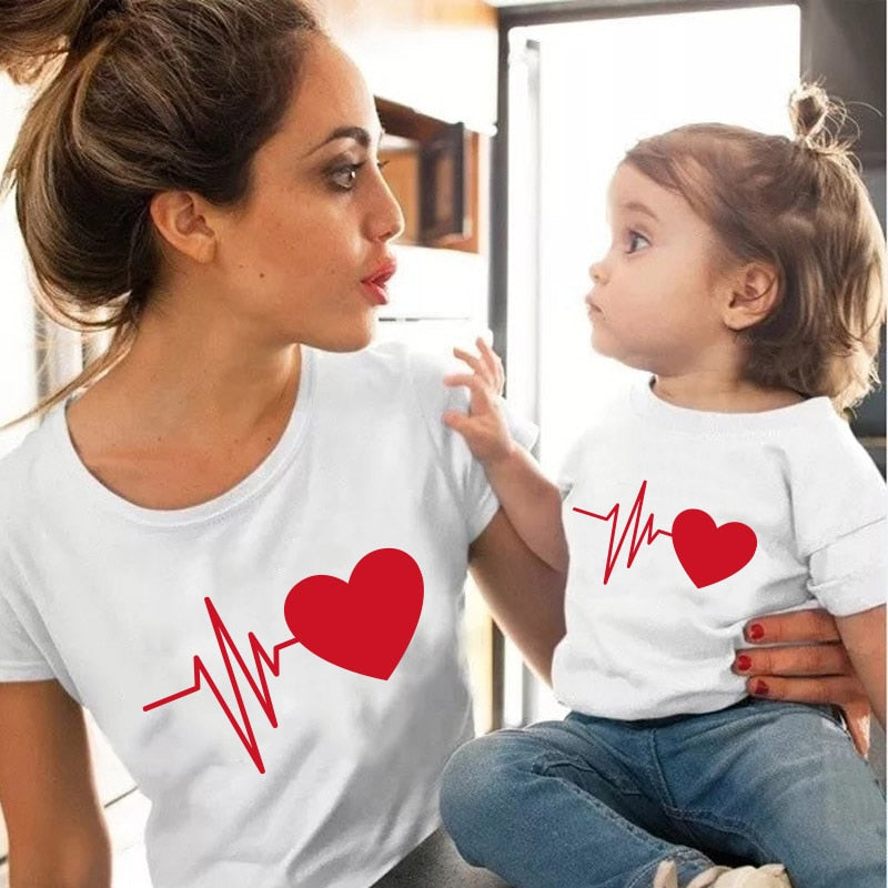 Rovnaké tričká pre mamu a dcéru