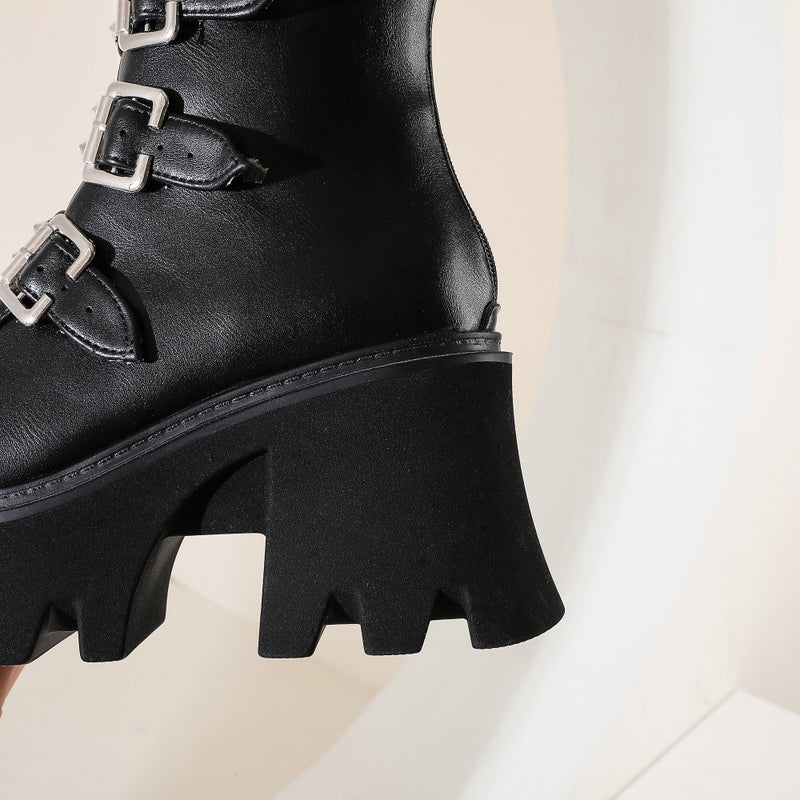Dámske zimné gotické topánky