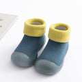 Detské ponožky s gumenou podrážkou