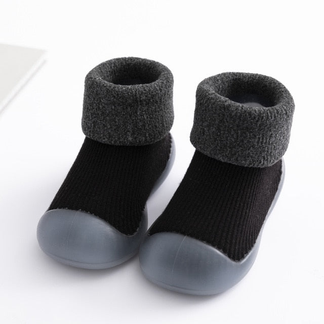 Detské ponožky s gumenou podrážkou