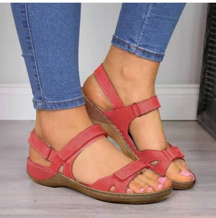 Dámske jednofarebné sandále (Výpredaj)