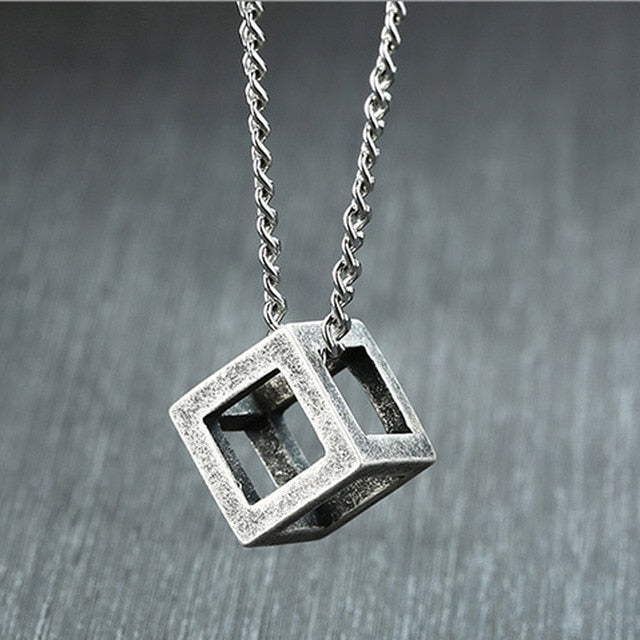 Pánsky geometrický náhrdelník
