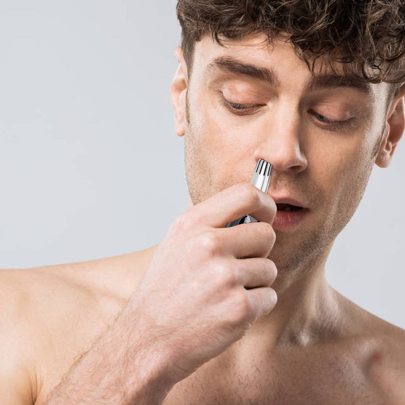 Manuálny zastrihávač chĺpkov v nose pre mužov