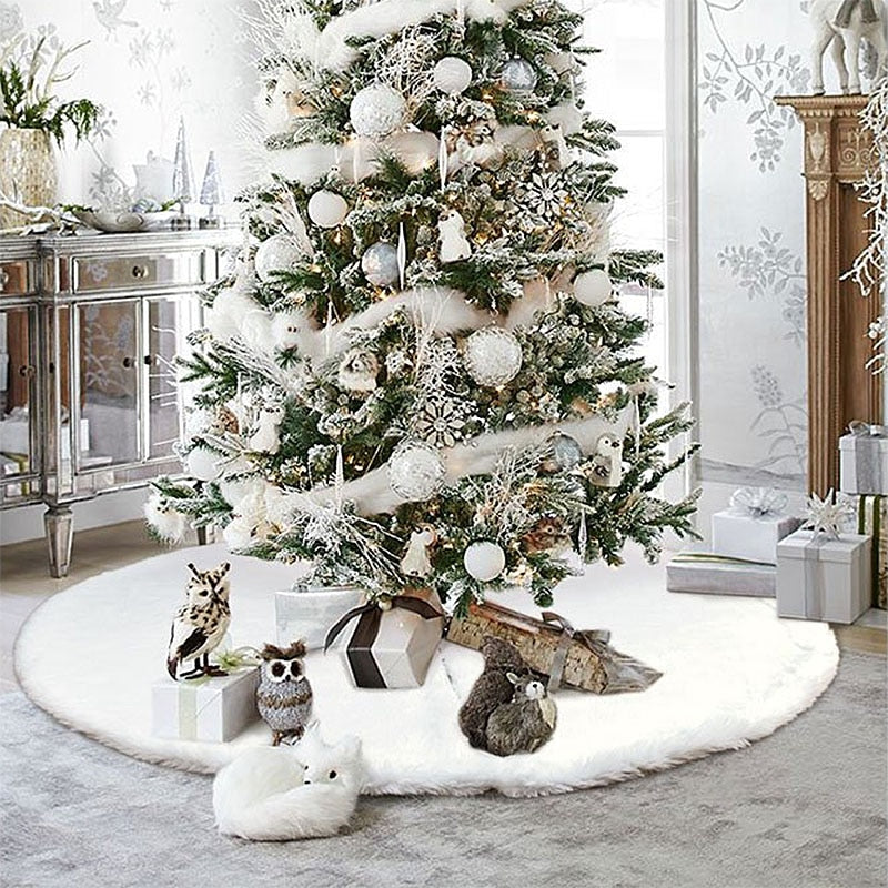 Biely koberček pod vianočný stromček