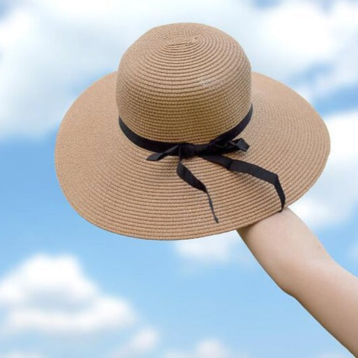 Dámsky plážový slamený klobúk