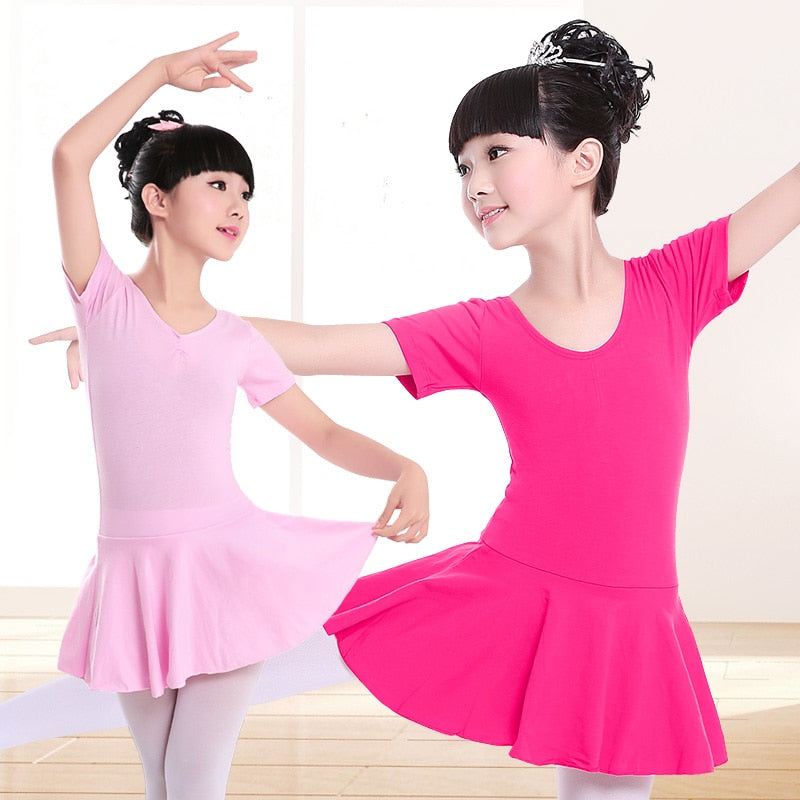 Dievčenské baletné šaty s krátkym rukávom