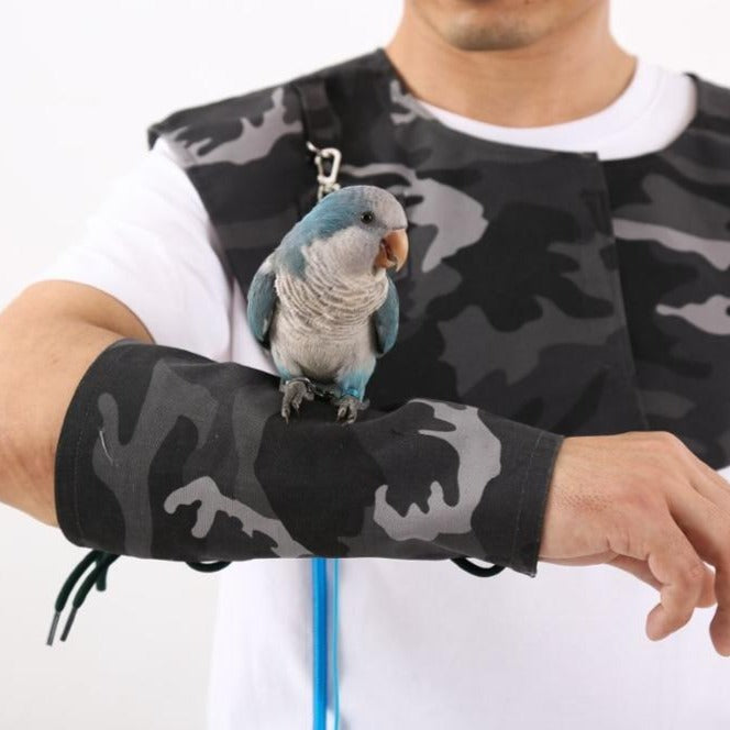 Chránič na ruku a ramená pre chovateľa papagájov