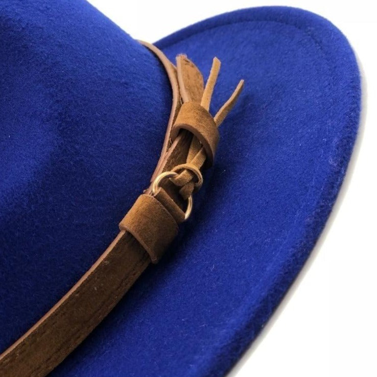 Vlnený unisex klobúk s koženým pásikom
