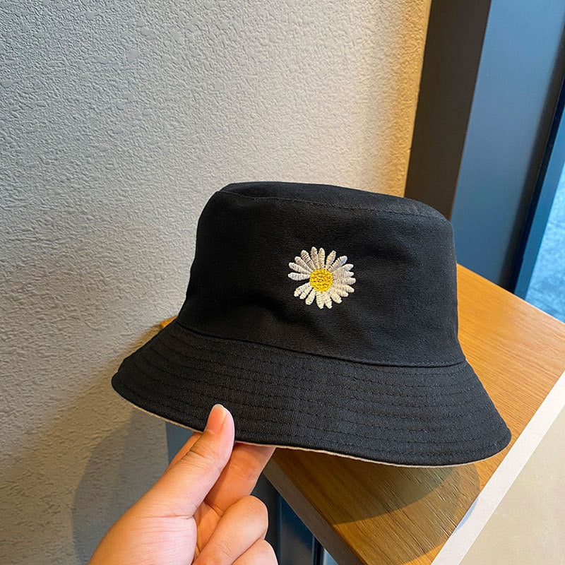 Dámsky klobúk bucket hat s kvetinkou