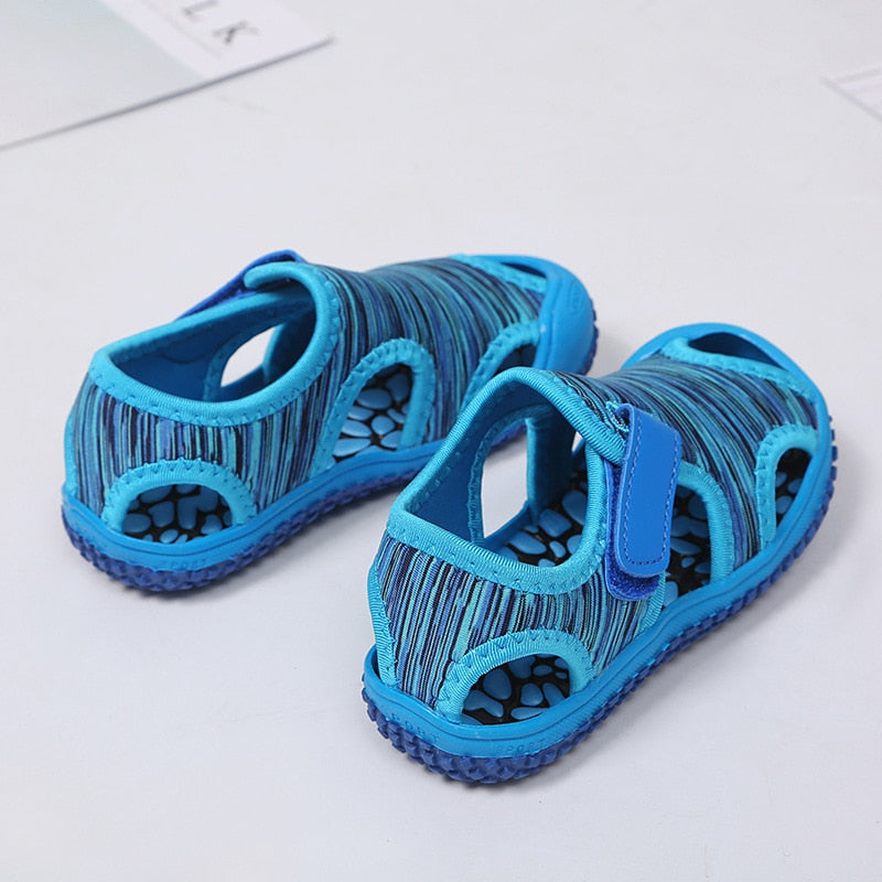 Detské farebné plážové sandále