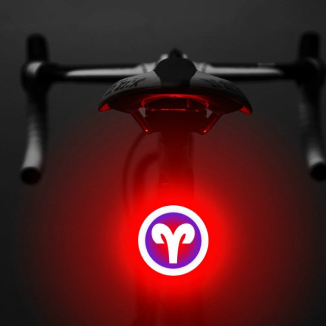 Zadné svetlo na bicykel v tvare srdca