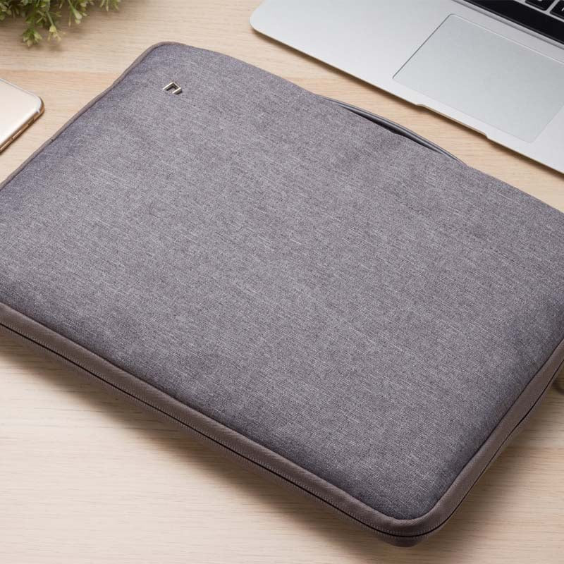 Elegantná taška na MacBook