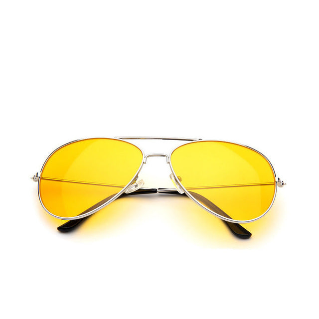 Žlté slnečné okuliare