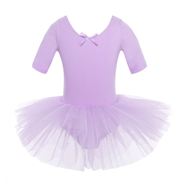 Dievčenské šaty na balet